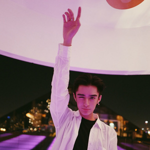 爽⋯躁多水⋯快⋯深点触手电影
